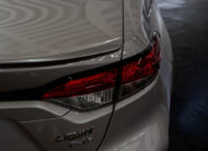 Toyota Corolla Levin Gris 2025